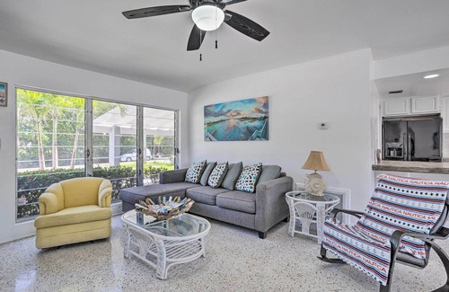 Palm City Maison | Palm City Canalfront Home w/ Boat Dock & Fire Pit!