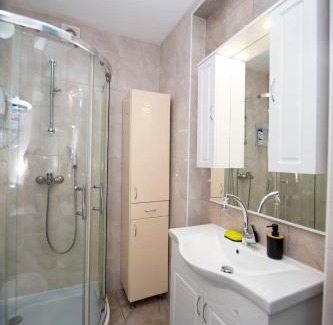 Velji Vinogradi Appartement | Palm street apartment near Dukley beach