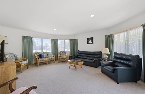Papamoa Beach Cottage | Palm Tree Haven - Papamoa Maison de vacances