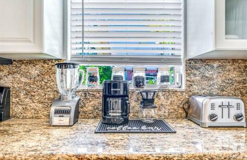 Southwest Appartement | Palm Wave Says - Quietness in Best Location
