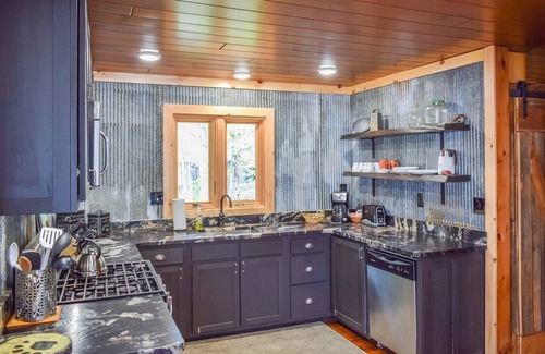 Old Forge Maison | Palmer Point - La Maison Palmer