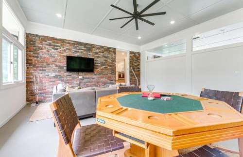 Palmetto Maison | Palmetto Cottage with Fire Pit, Game Table and More!