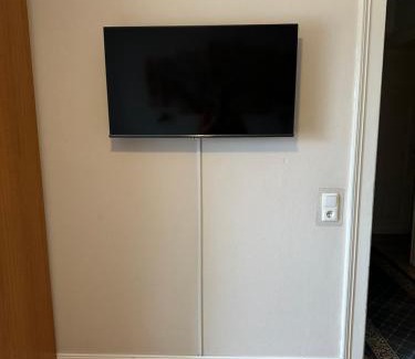 Hilbringen Appartement | Palminas Ferienwohnung OG