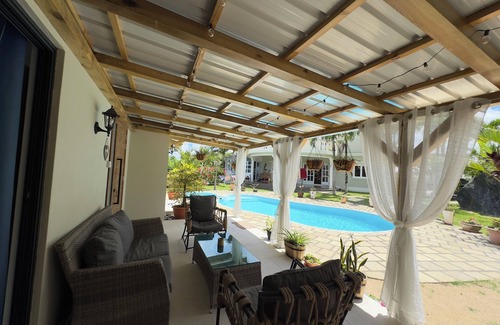 New Grove Villa | Palmiste Villa