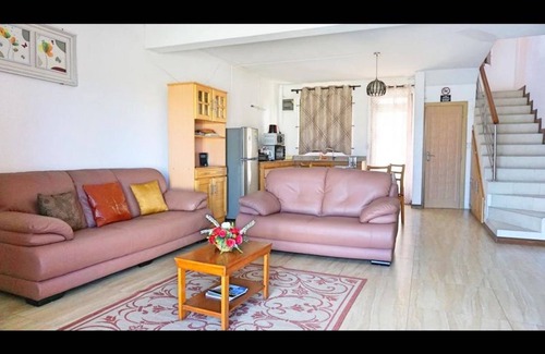 Flic-en-Flac Appartement | Palmyre Residence No 8 Licensed By Tourism Authority 10071