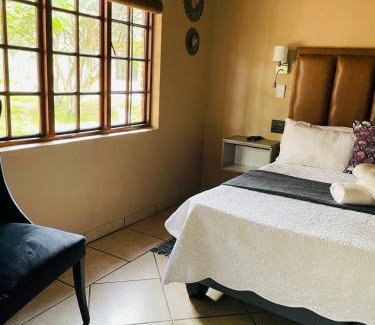 Marloth Park Cabine | Pan African Lodge & Safari