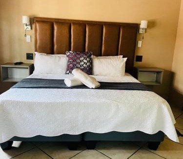 Marloth Park Cabine | Pan African Lodge & Safari