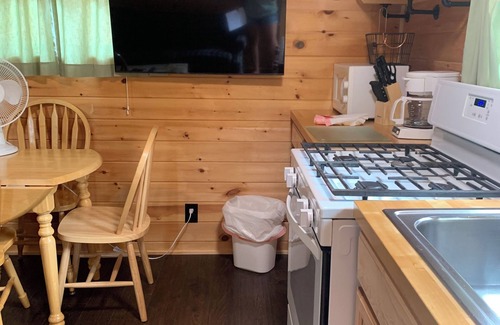Inlet Cabine | Panda Bear Cabin at The Bears Cottages