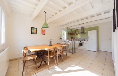 Quincie-en-Beaujolais Maison | Panda Home - Gîte dans les monts du Beaujolais, Gîte à Quincié en Beaujolais