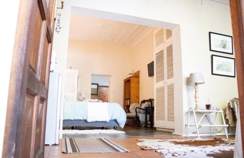 Kaapsehoop Maison | Panda's Guest Cottages