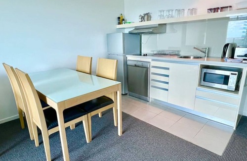 Darwin City Centre Appartement | Pandanas Apt 8 (18th fl, Sunrise & Harbour Views)