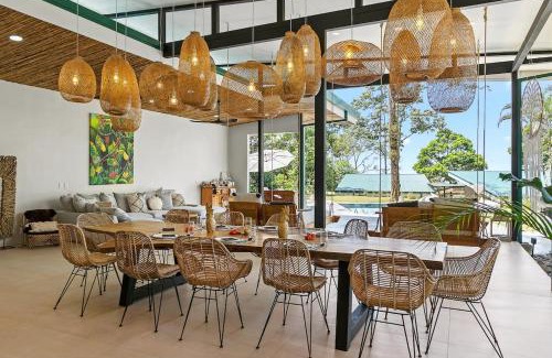 Quesada Chalet De Ski | Pandanus Lodge & Retreats Bungalow Gingiber