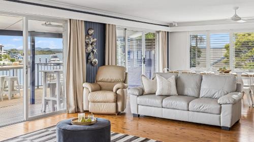 Yamba Maison | Pandanus - Spacious Waterfront Escape