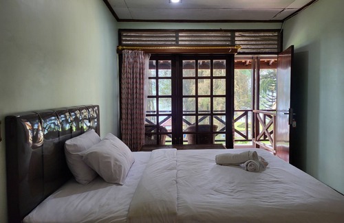 Tuk Tuk Hôtel | Pandu Lakeside Hotel Tuktuk