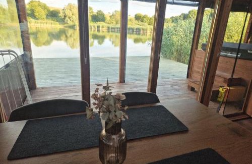 Pusztavacs Appartement | Panoráma Horgászház