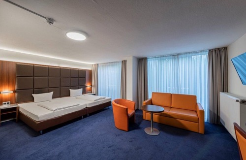 Neustadt an der Weinstrasse Hôtel | PANORAMA HOTEL in Neustadt an der Weinstraße