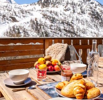 La Celle-sous-Gouzon Appartement | Panorama 2000, 4pers, Local à Ski, Confort