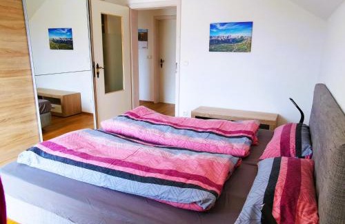 Marktoberdorf Appartement | Panorama Apartment mit 2 Schlafzi im Allgäu mit Balkon