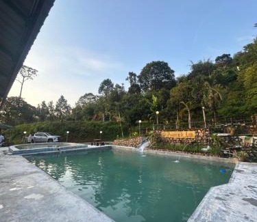 Hulu Langat Cabine | Panorama at DPuncakLui Chalet