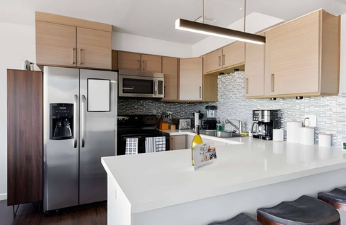 Old Southwest Copropriété | Panorama Place - Location, Views, & Upscale Style!