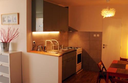 Prague 6 Appartement | Panorama Prague Castle with Terrace
