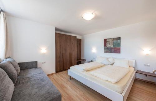 Chifa Appartement | Panorama Residence Schlossblick - Apartments Erdgeschoss