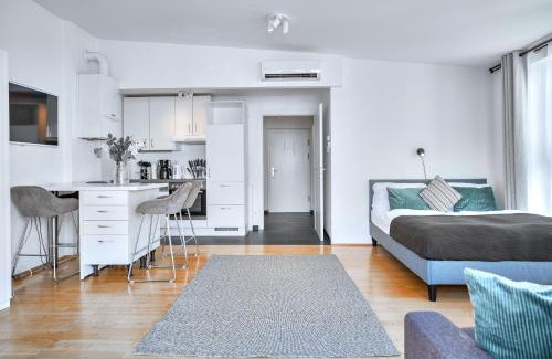 Schottenfeld Appartement | Panorama Rooftop Terrace I 3 min to Mariahilferstraße