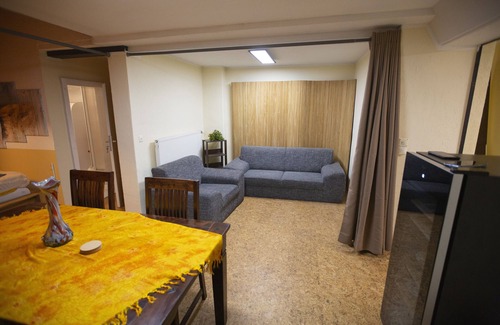 Konitz Appartement | PanoramaStudio mit Hängematte, WiFi, Küche, Bad, Sofa, 7 Min. zum Thüringer Meer