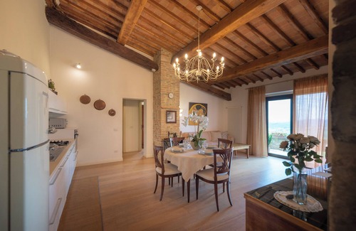 Radicondoli Villa | Villa panoramique et de charme avec jardin privé en Toscane