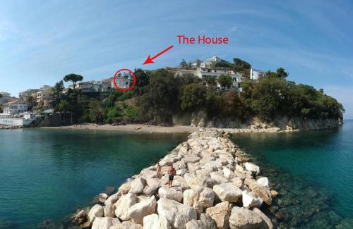 Agropoli Appartement | Panoramic Apartments in Villa in Center "The Beach and The Cliff" 1