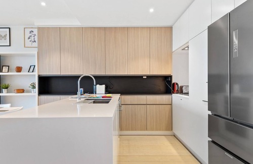 Flemington Appartement | Panoramic City Views, Steps from Racecourse