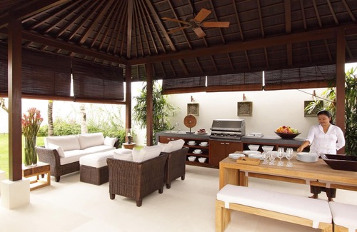 Ungasan Villa | Villa panoramique de luxe avec 6 chambres et accès à la plage à Uluwatu "