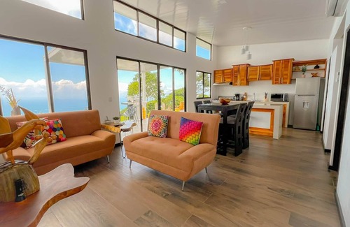 Ballena Maison | 2bdr House in Uvita CARACARA | Panoramic Ocean Views