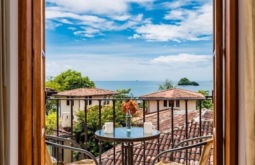 Las Catalinas Appartement | Panoramic Oceanview Balcony in the Heart of Las Catalinas