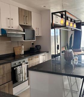 La Mercy Appartement | Panoramic Oceanview Serenity