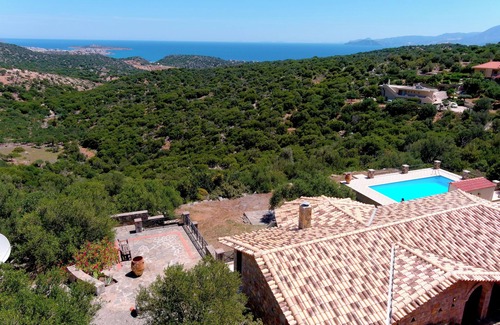 Agios Nikolaos Villa | Panoramic Sea View Villa with P🧿🧿L minutes to the beaches and city 🇬🇷
