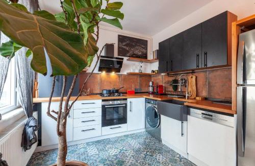 Cihangir Appartement | Panoramic Sea View Loft with Terrace BBQ