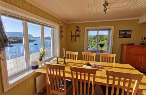 Ramberg Maison | Panoramic seaview house by the sea