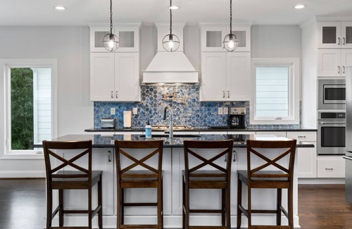 Afton Maison | Panoramic Views by Vineyards 4000 sf new home on 40 acs