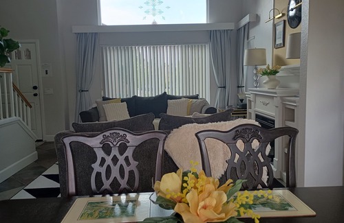 Rancho Penasquitos Maison | Panoramic Views with Relaxing Resort Feel