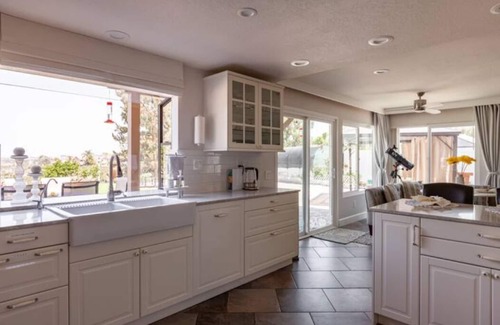 Rancho Penasquitos Maison | Panoramic Views with Relaxing Resort Feel