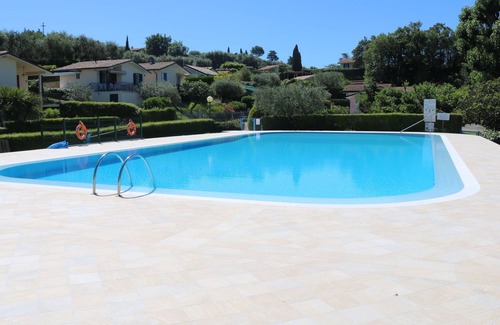 Calmasino Maison | Panoramico by Interhome