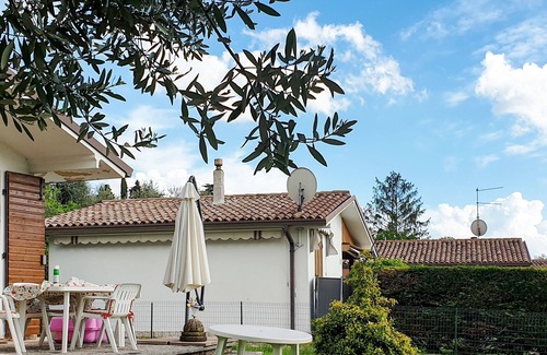 Calmasino Maison | Panoramico by Interhome