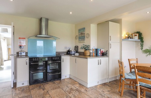 Rhoscolyn Cottage | Pantalon y Hyman, RHOSCOLYN