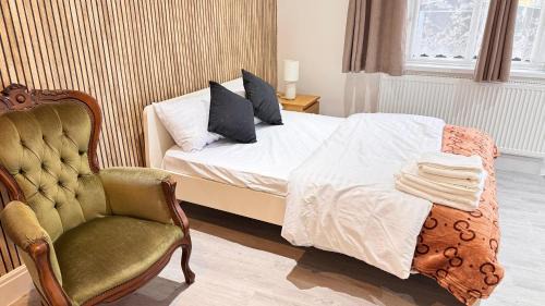 Redbridge Maison | Panthea Home