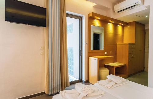 Violi Charaki Hôtel | Pantheon Hotel