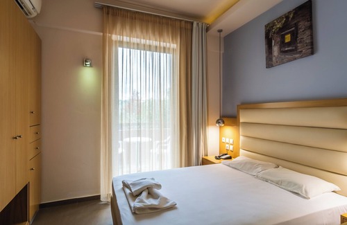 Violi Charaki Hôtel | Pantheon Hotel