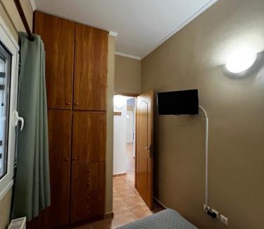 Asopos Appartement | Papadakis Family Home - 2 BR Apartment