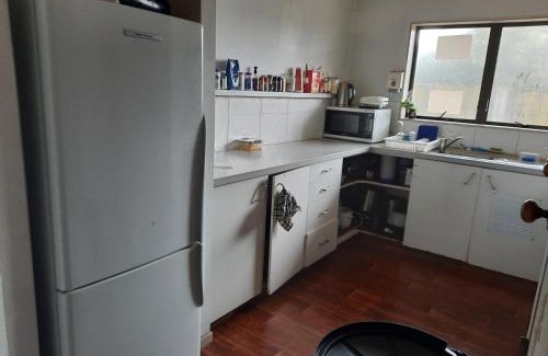 Papamoa Beach Maison | Papamoa Backpack House