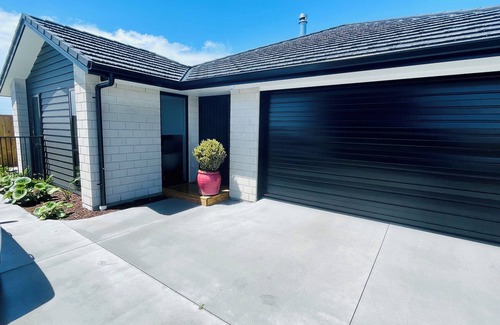 Papamoa Beach Maison | Papamoa Bliss: A Luxury Escape